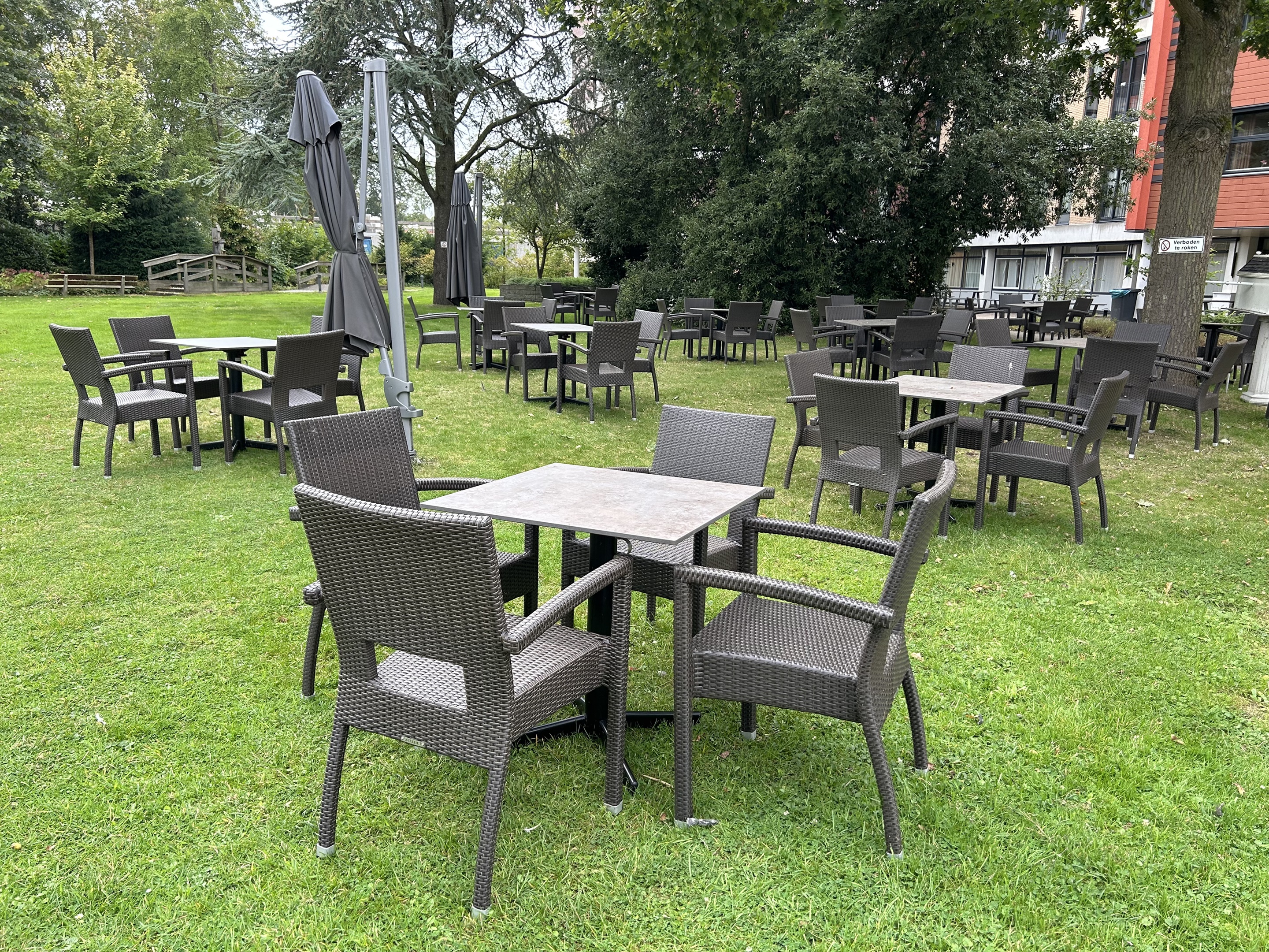 Westhoff buiten terras.jpg